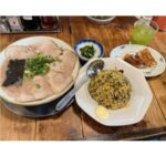 Mizuki Hoshina Instagram - ラーメン&高菜チャーハン餃子セット🍜❤️ #大砲ラーメン #豚骨ラーメン #久留米市 #福岡県