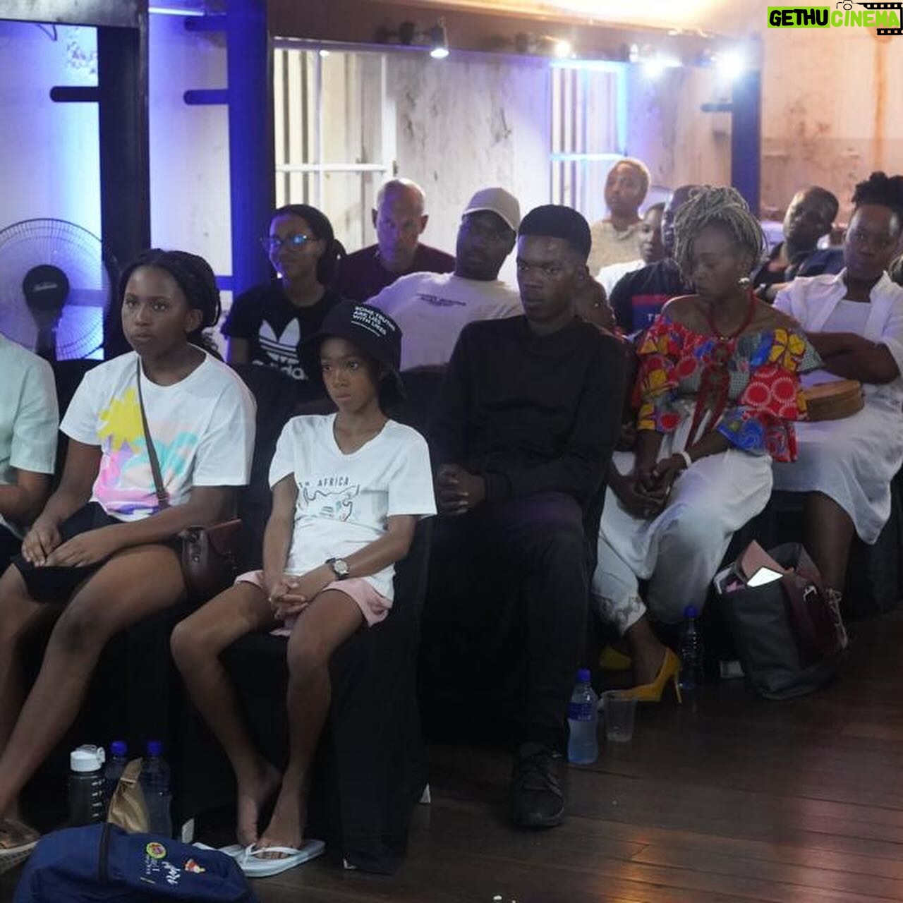 Mmabatho Montsho Instagram - 🔥 In between screenings: In Bloom Short Film Series @mtvstayingalive 🔥 A series of 5 films directed by emerging female filmmakers from Nigeria, Kenya, India, the U.S. and Brazil, the anthology addresses a range of issues including period poverty, child marriage, gender-based violence, HIV self- stigma, family planning and women’s economic empowerment. 📸 | @toeka_productions