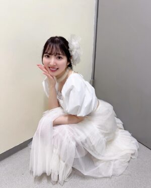 Moe Toyota Instagram - 🪽🩵🤍

夜の部の衣装です🎀

夜はがっつりLIVEでした🎤
ここまでがっつりLIVEは久々だったので
緊張した🥲🥲
でも最高に楽しくて本当にやってよかった！
ライブ大好きなの思い出した🥺！

みんなの笑顔たくさん見られてハッピーでした☺️
これからもよろしくね🤍

#もえしばーすでー2024