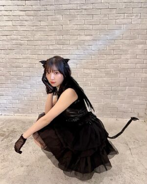 Moe Toyota Instagram - 3月も花粉がしんどいけど
健やかに息していこうね☺️

小悪魔verのグッズもあるよ👿
どっちがすき？👼👿

#もえしばーすでー2024