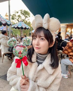 Moe Toyota Instagram - メリクリ🎅🎄

みんな爆食いした？🍗🍟🍰

#クリスマス
#ディズニーシー
#えりかななかせらと👼
#時差