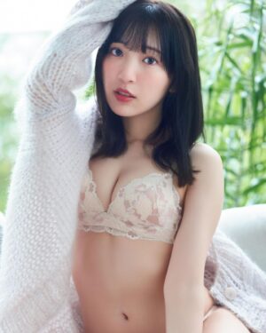 Moe Toyota Instagram - 🩵💛🤍🐏🩷

イベントで発表しましたが
豊田萌絵最新写真集『moe』
が集英社さんより発売されます💮

ニュージーランド🇳🇿で撮影したよ🪽
こちら先行カットです💁🏻‍♀️

昨日より予約スタートしました👀
詳しくは写真集公式Xをチェックお願いします🫶🏻
Xで@ moeshiphotobook で検索してね🔍

個人的にはラスト写真集のつもりで撮影しました…！
毎度のことながら写真集オタクとして己のフェチを
詰め込みました！！
こだわって制作してますので是非ゲットしてね☺️🪽

#豊田萌絵写真集moe