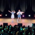 Moe Kamikokuryo Instagram – ⁡
⁡
〜RIKAMIKO Ⅱ〜
⁡
お越しいただきありがとうございました💖
どちらの公演も楽しすぎましたね。😂
またいつかできますように✨
⁡
4枚目と5枚目は大好きなメンバーとたいせいさん😂💖
⁡
⁡
⁡
⁡
🌷衣装🌷
⁡
・デニムベスト
HOUGA  @_houga_
・ピアス、イヤリング、リング
loni  @loni_jewelry_
⁡
スタイリング
@harumiakane 🪐💕