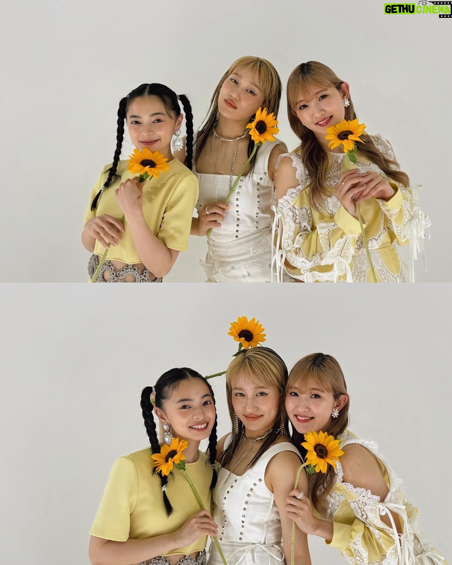 Moe Kamikokuryo Instagram - CanCam7月号🌻 アンジュルムで撮影していただきました。 全員での撮影、みんな可愛くって楽しかったです💫 インタビューのページもありますので、ぜひ誌面でご覧下さい😌 #cancam #cancam7月号 #アンジュルム #angerme