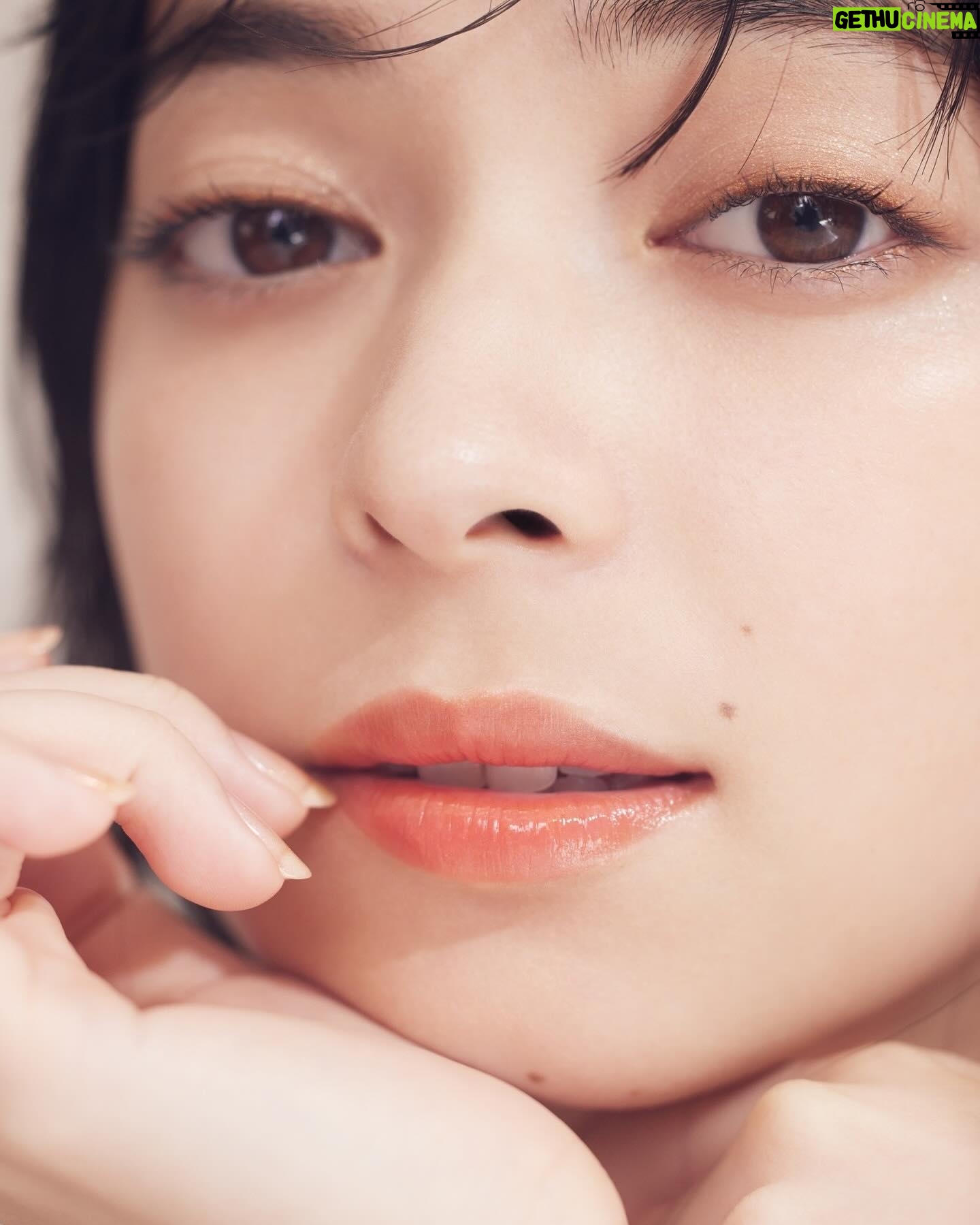 Moe Kamikokuryo Instagram - @opera_cosmetics 🍊✨️