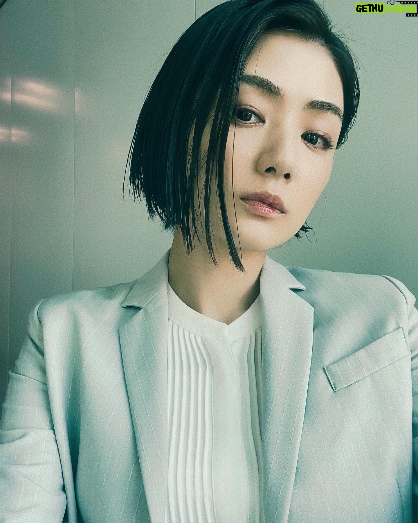 Moemi Katayama - 5.1K Likes - 🫧
木ドラマ24
【25時、赤坂で】
毎週木曜
深夜24:30〜
テレビ東京にて放送中
見逃し配信▷▷▷TVer
見放題▷▷▷U-NEXT
公式アカウント▷▷▷( @25ji_akasakade )
The Global▷▷▷( @gagaoolala.official )
私は羽山のマネージャー
明野役で出演しています
夜の深い時間帯ですが
もし起きていらっしゃいましたら
ぜひご覧ください🤫🤍
#ドラマ25時赤坂で #25時赤坂で #at2500inakasaka
#テレビ東京 #テレ東