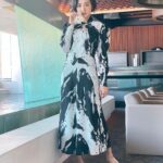 Moemi Katayama Instagram - 🍀 この間の #映画マッチング 舞台挨拶 にて #土屋太鳳 さんからいただいた 四葉のクローバーのお守り いつも周りの方を大切にしていらっしゃる そのお心遣いに感激しています そして太鳳さんからもらったよーって自慢🫶笑 ちなみに 4枚目の写真は 映画マッチングの中で 少し？映ってるかな？（どうだったかな？） ポスターなのですが。 先着7組様 かなりお得に結婚式が挙げられることに...?!?!?! なんという太っ腹な我が職場😂 スタッフさんも遊び心満載 色々なところに注目して 映画を観てもらえたら嬉しいです💐💐💐