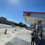 Moemi Katayama Instagram - ⛽️ 昔のガソリンスタンド 今のガソリンスタンド どっちが好き？ #losangeles #ガソリンスタンド　#過去pic #moemikatayama