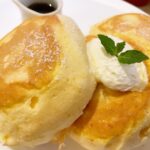 Moemi Katayama Instagram - 🥞🥞 パンケーーーーーーーーーキ🥞 1種類だけだと思うでしょう？ 2種類食べたわ 美味しすぎた🤤🤎💛 #パンケーキ　#🥞🥞
