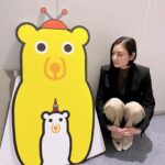Moemi Katayama Instagram - 🫧🗼 木ドラ 【25時、赤坂で】 4月25日 深夜24:30〜放送予定🗓️ 観た方はご存知ですが 1話は衝撃発言で終わったので... 2話でまた 羽山と白崎くんの行方を 見守ってください 羽山のマネージャー明野は 東京テレビのキャラクターと 見守ります🧸 #25時赤坂で　#木ドラ #テレビ東京 #moemikatayama