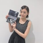 Moemi Katayama Instagram - 🎞️ 小津安二郎生誕120年記念！ 『連続ドラマW OZU ～小津安二郎が描いた物語～』 第5話【東京の女】 12月10日(日)午後10時 WOWOWにて放送です📺✨ 本当に少ししか出演してないのですが 小津監督のリメイク作品に関わることができて 光栄でした🎞️✨ 工藤監督という新進気鋭な監督に撮っていただき 過去と未来が融合した感覚...!! 放送がたのしみ^ ^ ぜひ ご覧ください♡ #小津安二郎生誕120年 #小津安二郎監督 #連続ドラマw #wowow #moemikatayama
