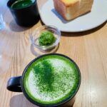 Moemi Katayama Instagram - 🍵 撮影の空き時間に マネジャーと抹茶時間🍵 抹茶ラテ頼んだけど 甘すぎず 上品で美味しかった ちなみに美味しそうなパンは マネージャーのです💚 わたし達以外のお客さんが 外国の方々っぽくて やはり抹茶は人気なんだなぁと🥺 美味しいもんね #matcha #moemikatayama
