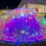 Moemi Katayama Instagram - 🔮🪐💎 不思議な半円の イルミネーション🔮🪐💎 冬は 街がキラキラしていて 綺麗よねぇ❄️ #イルミネーション #moemikatayama ちなみに2枚目は 一生懸命撮ってる マネージャーさんです🤳✨