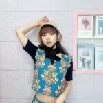 Moga Mogami Instagram - 何枚目が好き？ そんなつもりはなかったんだけど リゾート感でてしまった撮影。笑 みんな今日もおつかれさま！