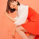 Moga Mogami Instagram - 猫娘っぽい服 鼻の穴は縦長です。 今日は母の日なので 母にギフトを、自分にもチョコを。 母のみなさま いつもおつかれさまです🙏