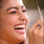 Mokksha Instagram - നീ തേടുന്നതെന്തോ അത് നിന്നെയും തേടുന്നു..!!🦋 @mokksha_official #passion #karma #mokksha #mokksha_official_fans_club #love #friends