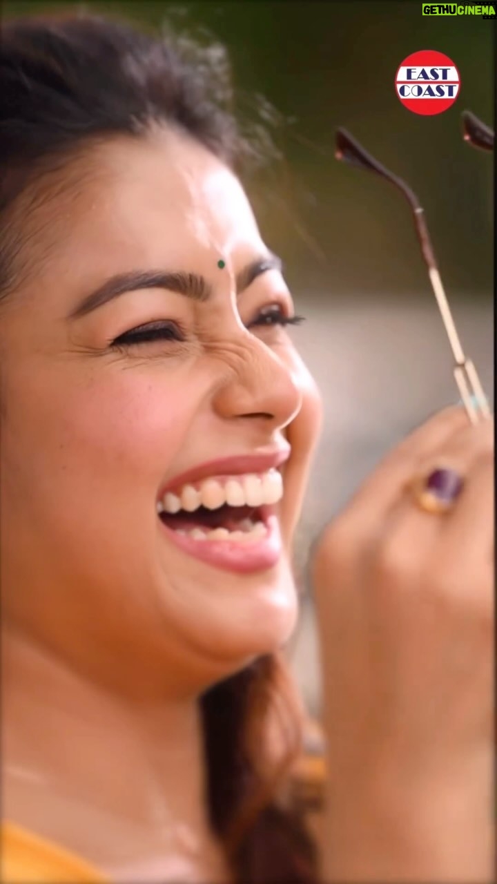Mokksha - 12.3K Likes - നീ തേടുന്നതെന്തോ അത് നിന്നെയും തേടുന്നു..!!🦋
@mokksha_official
#passion #karma #mokksha #mokksha_official_fans_club #love #friends