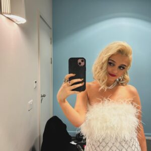 Mollie Gallagher Instagram - Britain get singing tonight @itvxofficial ❤️🪩