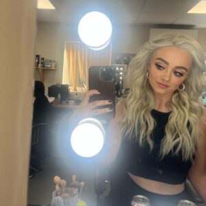 Mollie Gallagher Instagram - Don’t forget to tune in to dancing on ice tonight for musical week at half 6 @itv I’m skating to one of my favourite musical songs 🥺 also don’t forget to register to vote ready for the voting window tonight 🤍🤍🤍🤍🤍🤍