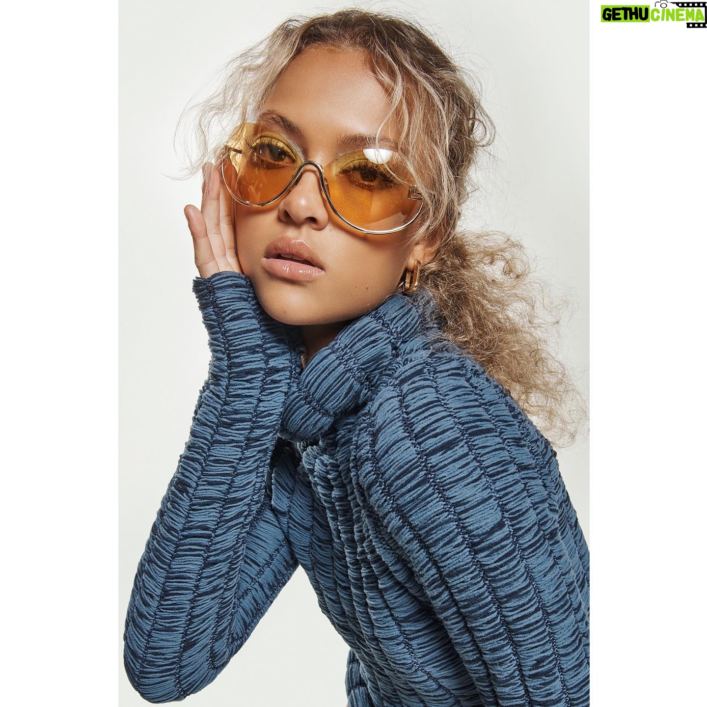 Molly Cranna - 247 Likes - Last shoot of the year! @tatianaarend with the best of the best of the best // styling @annieandhannah // MUA @alyssafall // hair @whataboutdita