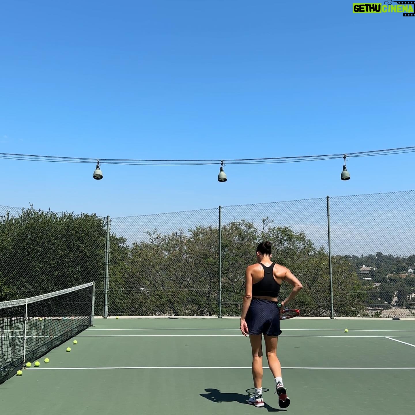 Molly Cranna - 516 Likes - 2023 was likely the hardest year of my life but I went through my calendar and counted that I played tennis 175 times from Jan 1 to Dec 31. I don’t really care if this is sticky and earnest - when everything turned upside down and nothing felt recognizable, the court was still there to comfort and humble and teach and remind. Xo and 🤞 for 2024