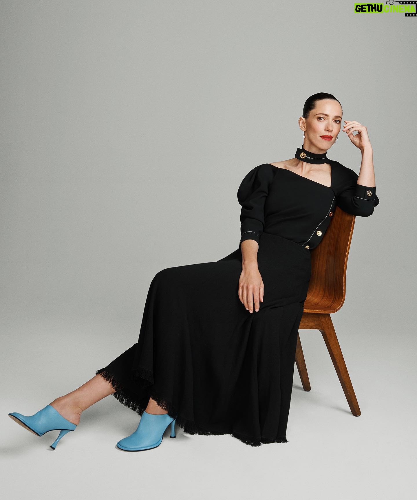 Molly Cranna - 425 Likes - Smart, talented, beautiful Rebecca Hall!
Styled by @lauraleajones
Makeup @jennstreicher
Hair @charlietaylor_cfg
Lighting @grantflanagan
Thank youuuu @shelbykimlick @dayreps @searchlightpics