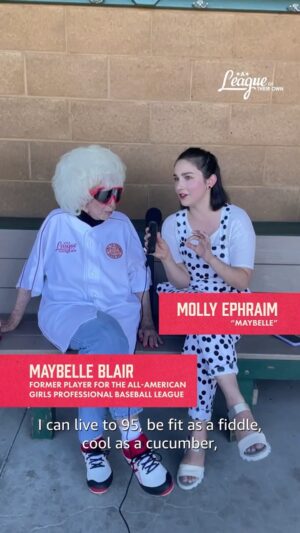 Molly Ephraim Instagram - It happened! It really happened! Check out "Maybelle" interviewing Maybelle.