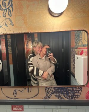 Molly McCook Instagram - My favorite’s gouda ✌🏻