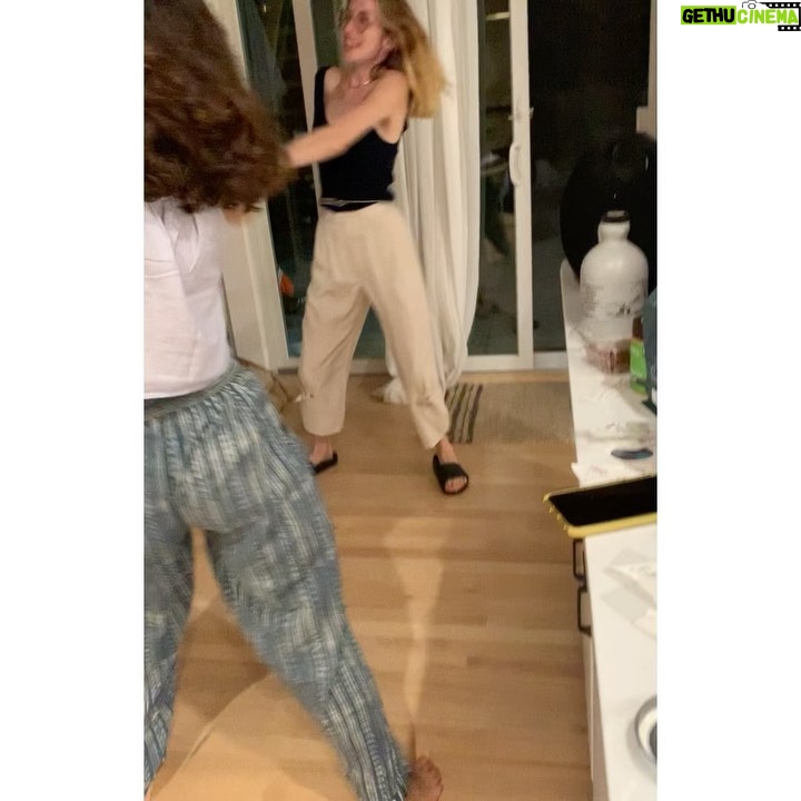 Molly Bernard Instagram - bach dump pt. ii