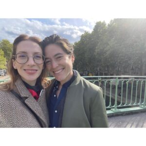 Molly Bernard Instagram - Thrilled to share the very happy news that @liebhan and I are expecting our first gayby! We couldn’t be more excited to start our parenthood journey! Creating a queer family in a world where lgbtq rights are constantly under threat is a daunting task. Loving Hannah has been one of the most profound highlights of my life and I am honored I get to be a parent with her. Because I am who I am I’d like to say the following: pregnancy is a choice, no one should be forced by law to do this. And please — I urge you to vote for the people in this midterm election who will protect our right to be a family, not threaten to obliterate it.