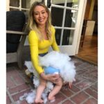 Molly Bernard Instagram - Happy Birthday to my queen and bff and mom and sister and castmate and partner-in-fun and my guide and gay icon @hilaryduff ! I love you in an extreme and ridiculous way and am so grateful to have your love and friendship in my life. You are my favorite and you make my favorite small humans 🪐🪐🪐