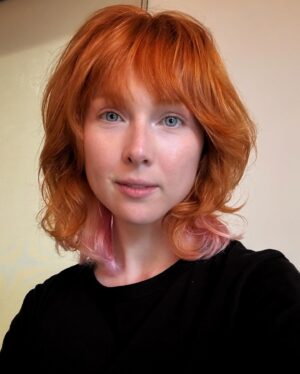 Molly C. Quinn Instagram - Decided to have some fun :)
Ty @samwynnhair 🍊🌸