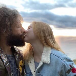 Molly C. Quinn Instagram - He didn’t propose and we had a wonderful weekend ❤️