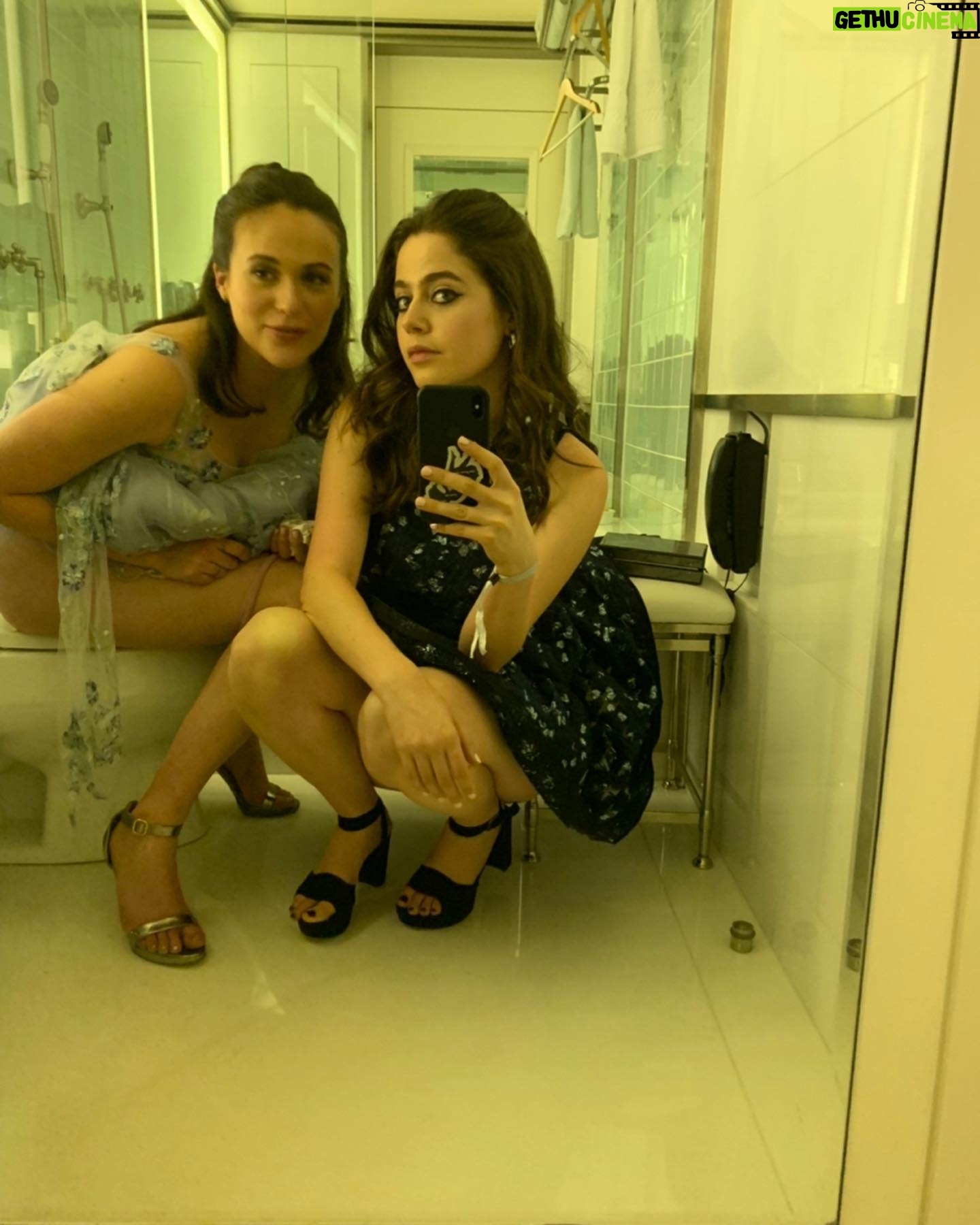 Molly Gordon - 15.6K Likes - Top Liked Instagram Posts and Photos