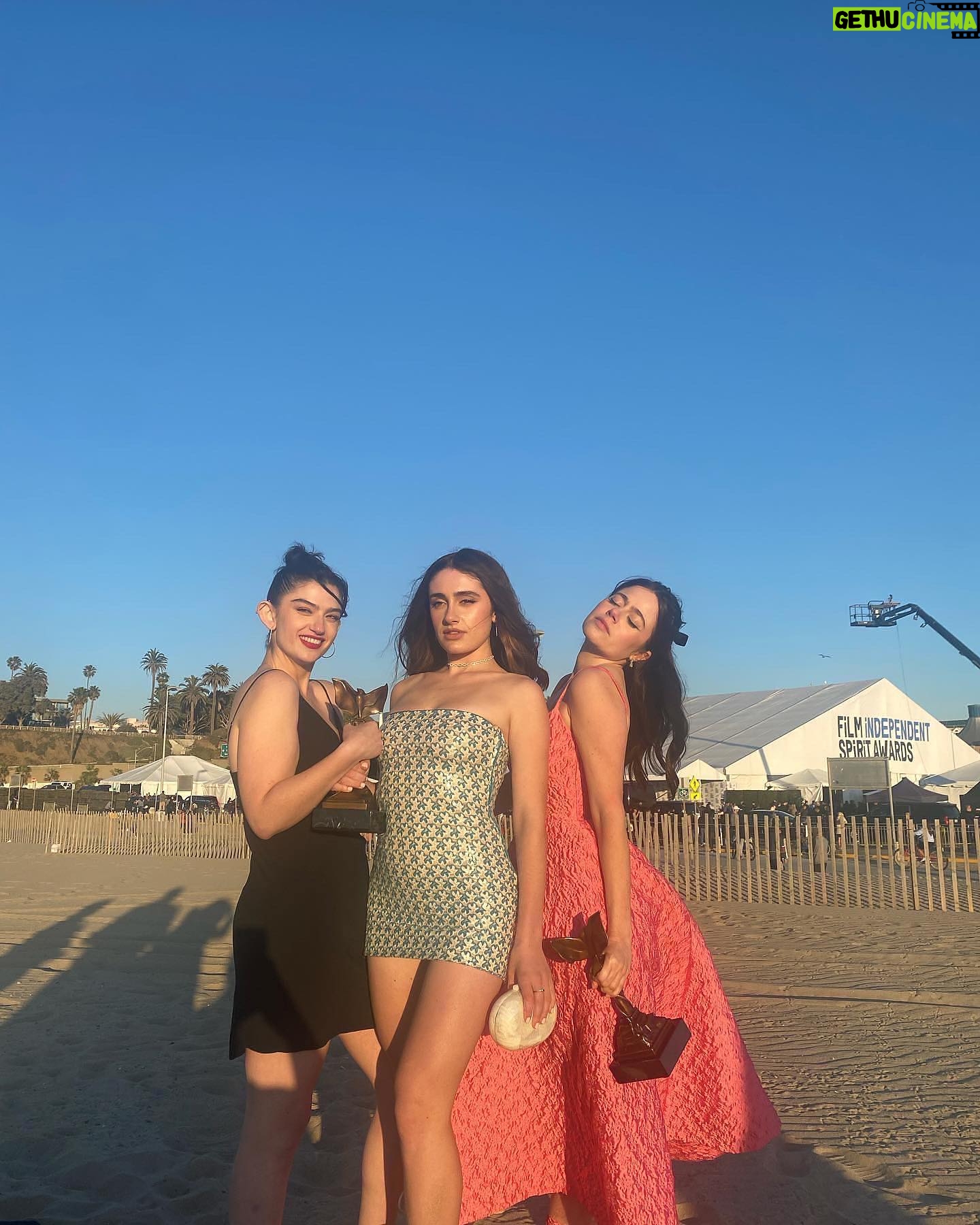Molly Gordon - 18.5K Likes - Top Liked Instagram Posts and Photos