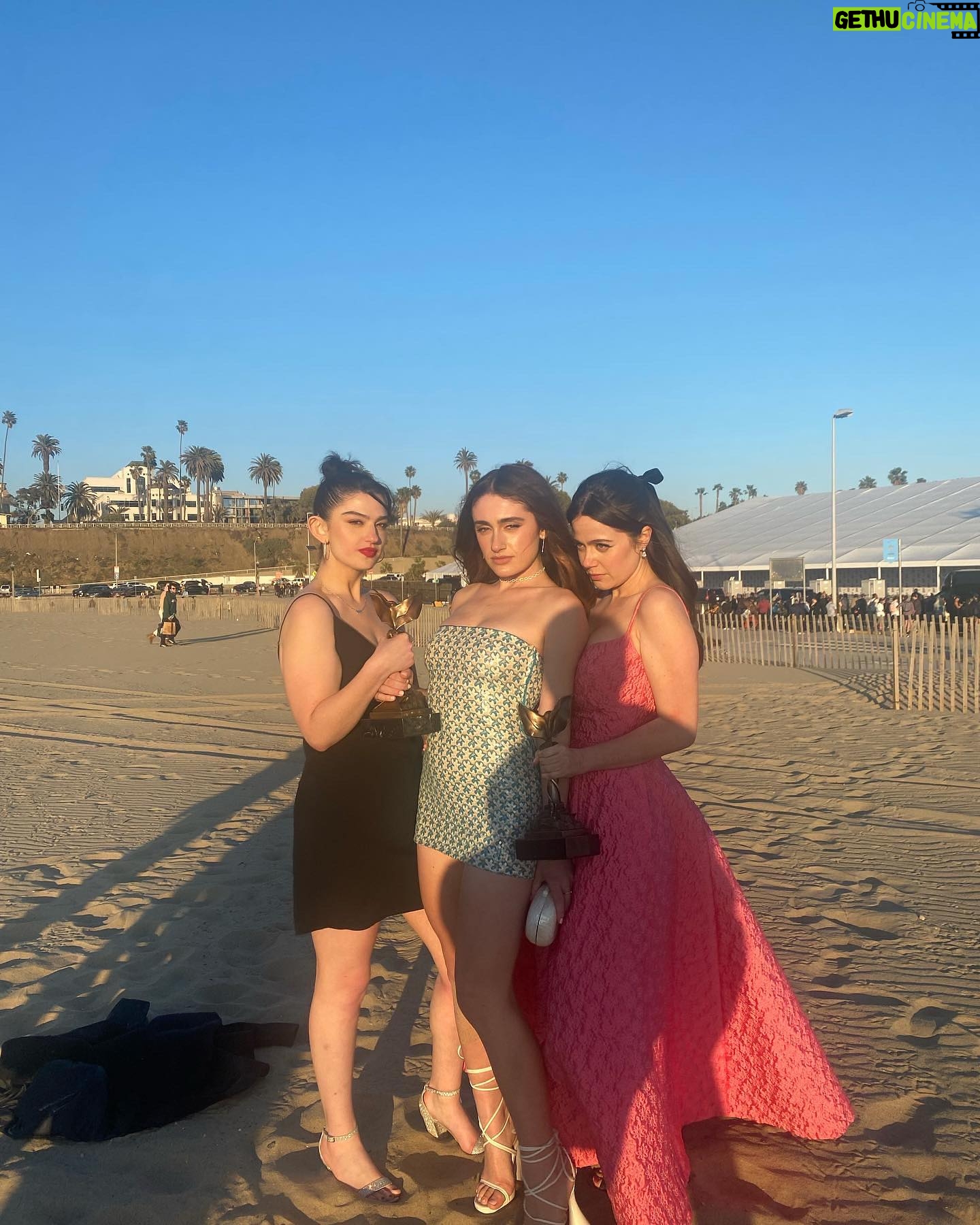 Molly Gordon - 18.5K Likes - Top Liked Instagram Posts and Photos