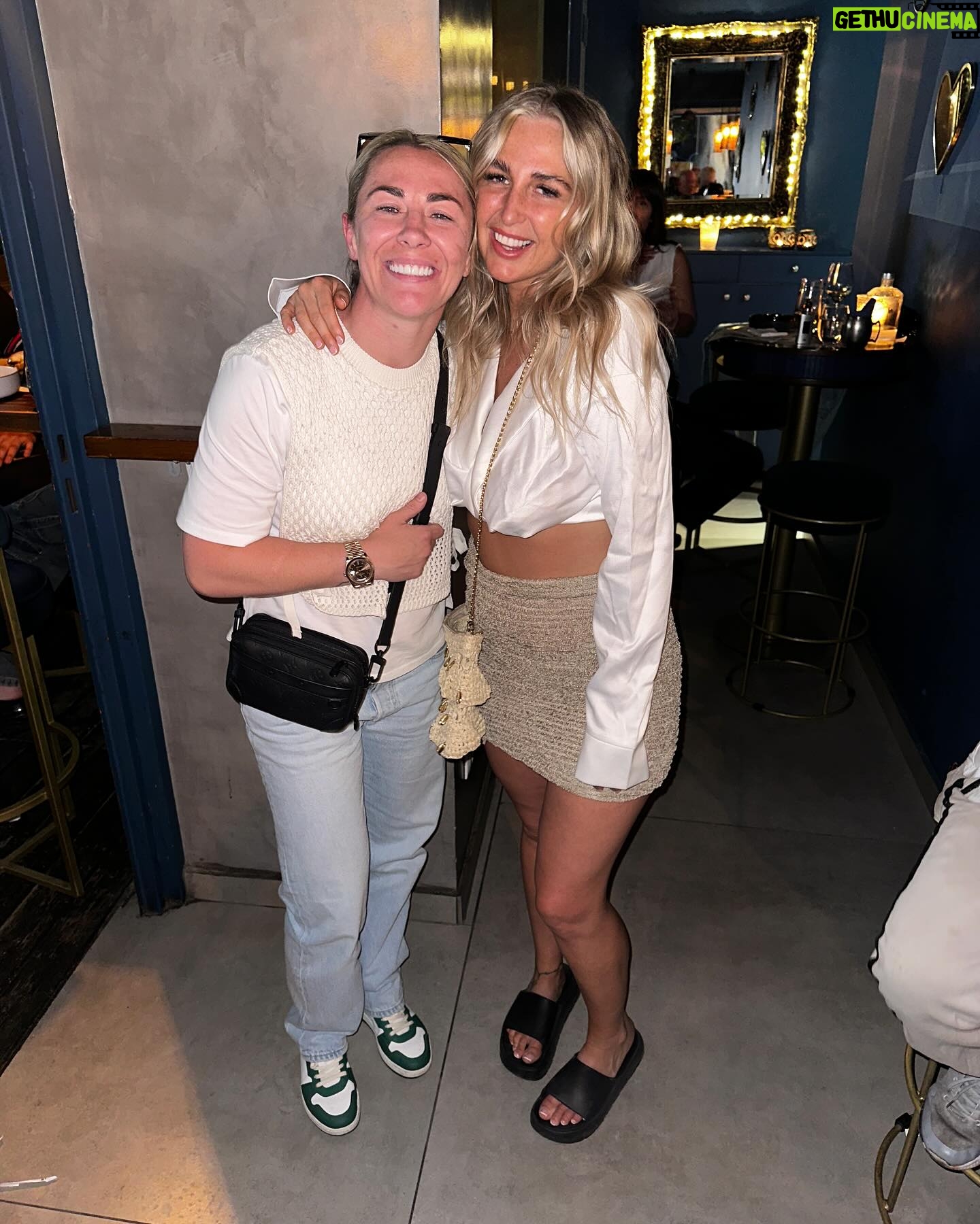 Molly McCann - 5.4K Likes - Just touched down in Athens baby… @haycarroll_ #utft #websterwedding