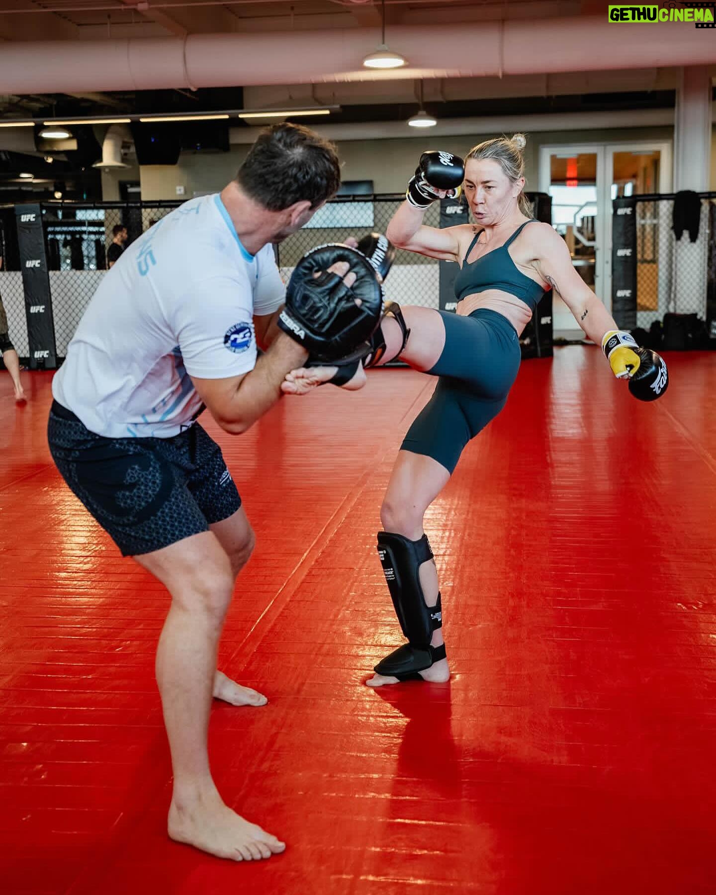 Molly McCann - 15.8K Likes - Fight week has begun .. 115 debut pending 📸 @zacpacleb
