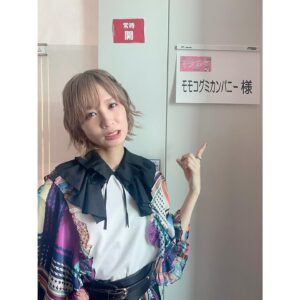 Momoko Gumi Company Instagram - 『上田と女が吠える夜』

#上田と女が吠える夜 
#モモコグミカンパニー
#文系女子