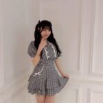 Momona Kohama Instagram - 𓂃🫧‪ ハニシナさんの撮影風景です📸︎💕︎︎ 可愛いお洋服にキラキラメイクでるんるんっ🎶 そして本日より、Honey Cinnamonさんの店舗に 私がモデルを務めさせて頂いた☁️summer collection☁ のポスターがあるので是非皆さん探してみてください🎀 #honeycinnamon #ハニーシナモン