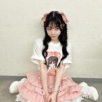 Momona Kohama Instagram – ๐
ใใกใใ็่ช็ฅญใใฒในใๅบๆผใใใฆ้ ใใพใใ๐
ใใใช็ด ๆตใชๆฉไผใใใใใใกใใใซใฏๆ่ฌใใใชใใงใๆฌๅฝใซใใใใจใ๐ญ๐ญ๐ญ
็ด3ๅนดใถใใซในใใผใธใงๆญใฃใฆ่ธใฃใฆใใใ๐ค
ไน
ใใถใใซ็ทๅผตใใพใใ๏ผ๐
ใงใใญใใใใใใฎใใกใณใฎๆนใๆใใใฆใไผๅ ดใฎ็ใใใๆฒขๅฑฑใณใผใซใใฆใใใใใใใณใฉใคใใตใฃใฆ็ใไธใใฆไธใใฃใใฎใงใจใฆใๆฅฝใใๆ้ใซใชใใพใใ๐ช
็ๆงใใใใจใใใใใพใใโจ๏ธ
ๆนใใฆใใกใใใ่ช็ๆฅใใใงใจใ๐โฅ๏ธ
๐ i-colors โก i-Cocoa
๐VELVET cream tint โก 05.Velvet Red
#1ๆฅใขใคใใซ(ไปฎ)