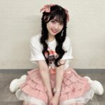 Momona Kohama Instagram – ๐
ใใกใใ็่ช็ฅญใใฒในใๅบๆผใใใฆ้ ใใพใใ๐
ใใใช็ด ๆตใชๆฉไผใใใใใใกใใใซใฏๆ่ฌใใใชใใงใๆฌๅฝใซใใใใจใ๐ญ๐ญ๐ญ
็ด3ๅนดใถใใซในใใผใธใงๆญใฃใฆ่ธใฃใฆใใใ๐ค
ไน
ใใถใใซ็ทๅผตใใพใใ๏ผ๐
ใงใใญใใใใใใฎใใกใณใฎๆนใๆใใใฆใไผๅ ดใฎ็ใใใๆฒขๅฑฑใณใผใซใใฆใใใใใใใณใฉใคใใตใฃใฆ็ใไธใใฆไธใใฃใใฎใงใจใฆใๆฅฝใใๆ้ใซใชใใพใใ๐ช
็ๆงใใใใจใใใใใพใใโจ๏ธ
ๆนใใฆใใกใใใ่ช็ๆฅใใใงใจใ๐โฅ๏ธ
๐ i-colors โก i-Cocoa
๐VELVET cream tint โก 05.Velvet Red
#1ๆฅใขใคใใซ(ไปฎ)