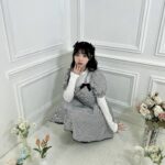 Momona Kohama Instagram – 🗝
春服長袖の季節がもうすぐ終わりそうで寂しいなぁ🌀

夏もたくさんハニシナさん着ておそろいしましょ👗✨️

この2着、撮影で着たときに一目惚れして
どっちも色違いのピンク持ってるの〜！！！💖

 #honeycinnamon  #ハニーシナモン
