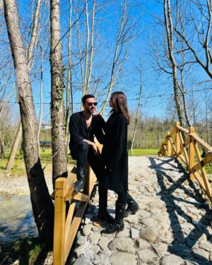 Mona Çalış Instagram - 🖤