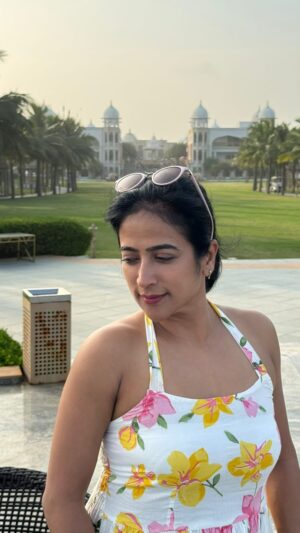 Mona Kakade Instagram - Keep hustling,
And you will get what you deserve 😇

#monabedre 
#actor 
#reelitfeelit 
#instagood 
#keephustling 
#motivation 
#thoughtoftheday