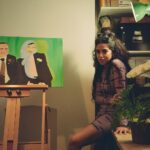 Mona Chalabi Instagram - hi look it’s me in my studio with my parents watching me work 📸 @tamibebourdanne