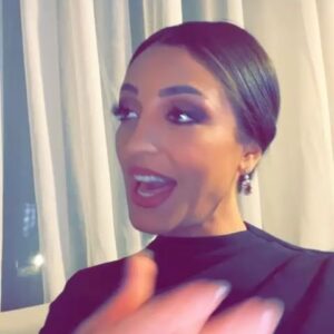 Mona Mosly Instagram - نتعلق في المواقف و الاحاسيس و البشر و مانعرف قد ايش حلاوة المرحلة التانية و قد ايش مواقفها الصعبة جسر نكبر منه وبصيرة  تساعدنا نثمن كل شيء حلو باصغر تفاصيلة كلام من القلب