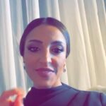 Mona Mosly Instagram - نتعلق في المواقف و الاحاسيس و البشر و مانعرف قد ايش حلاوة المرحلة التانية و قد ايش مواقفها الصعبة جسر نكبر منه وبصيرة تساعدنا نثمن كل شيء حلو باصغر تفاصيلة كلام من القلب