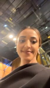 Mona Mosly Instagram - الفرحة الفخر الحب الشغف و اكثر المبدعين في برنامج من القلب شيف طارق الف الف الف مبروك الله لايضرك بسوء و يرفع قدرك دائما و ابدا كلنا فخورين فيك و من هنا للعالمية و لاعلى المراتب يارب شيف محمد سي انتا في قلوبنا وفخر لكل الشعوب @mbctopchef @cheftareqtaha @mohamedsiabdelkader