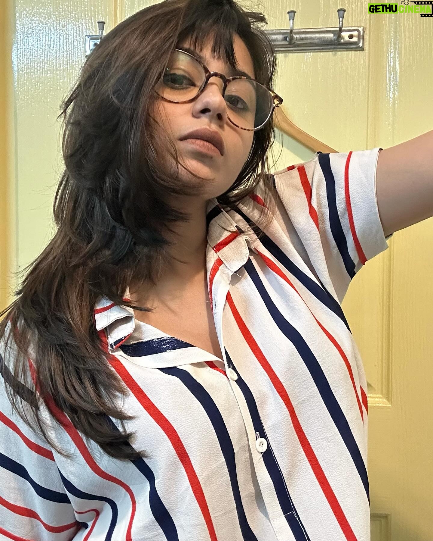 Monica Chinnakotla - 3.5K Likes - Random day , random selfies , and my dirty mirror ✨